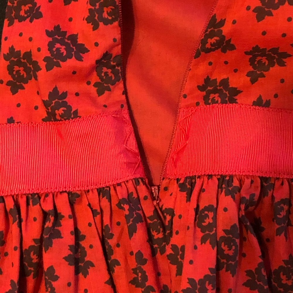 Moda International Top Black/Red Size M —#080 - Picture 10 of 16